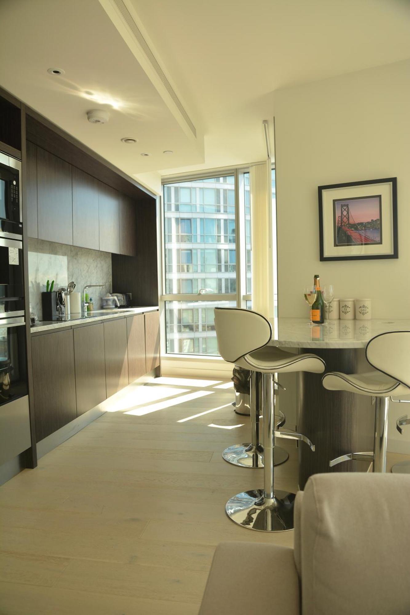 Appartamento Two Bedroom High View Londra
