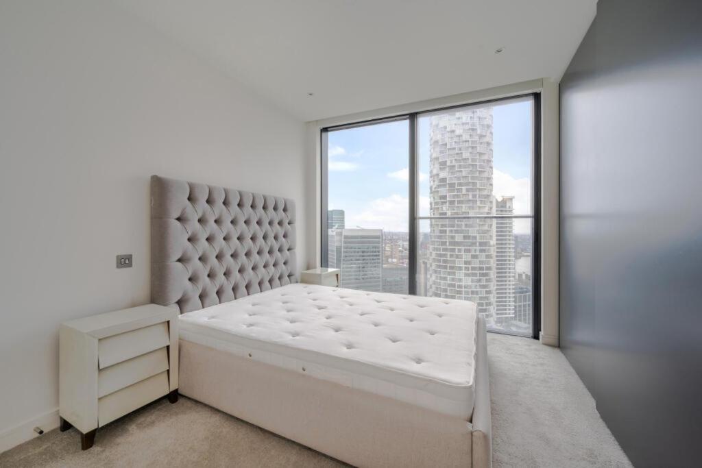 Two Bedroom High View Appartamento Londra